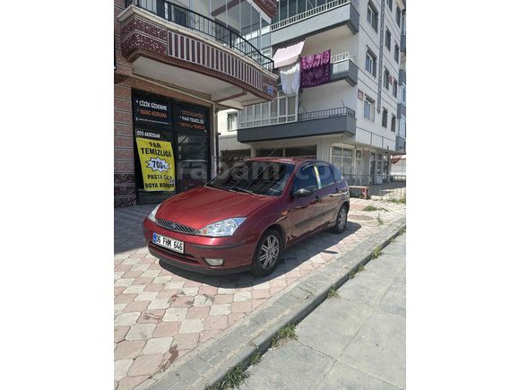Sahibinden Ford Focus 1.6 Ghia 2003 Model 