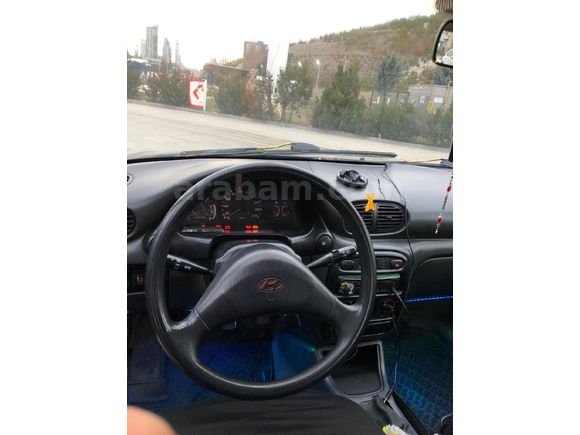 Sahibinden Hyundai Accent 1.5 GLS 2000 Model
