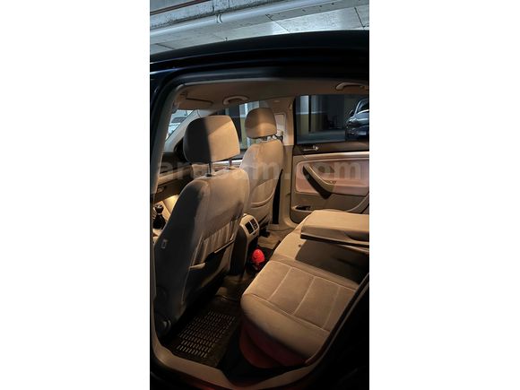 Düşük  KM TEMİZ DOPDOLU JETTA  