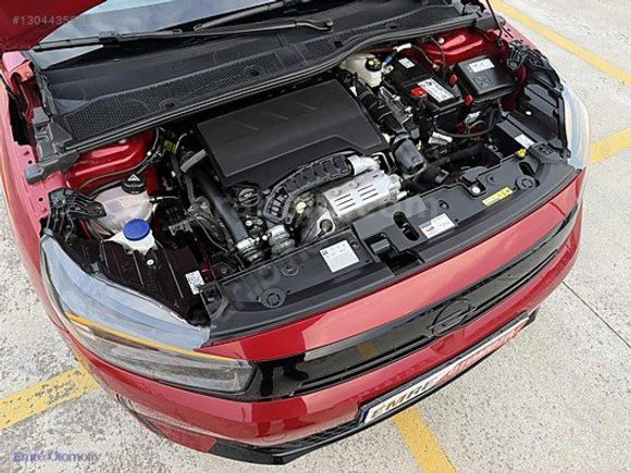 ''HATASIZ'' 2025 MODEL OPEL CORSA 1.2 T GS CAM TAVAN