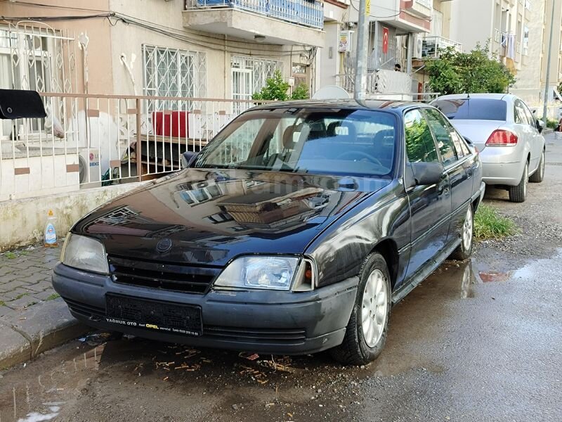 Sahibinden Opel Omega 2.0 CD 1990 Model İzmir 500.000 km Siyah