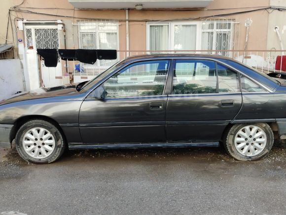 ÇEKME BELGELİ Sahibinden Opel Omega 2.0 CD 1990 Model