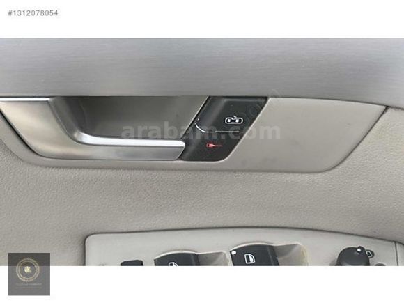 DÜŞÜK KM SINIF AUDİ A4 MÜKEMMEL KONDİSYONDA 3 PARÇA BOYALI