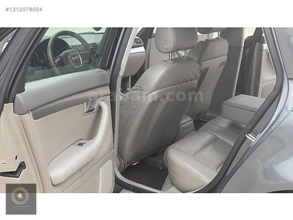 DÜŞÜK KM SINIF AUDİ A4 MÜKEMMEL KONDİSYONDA 3 PARÇA BOYALI