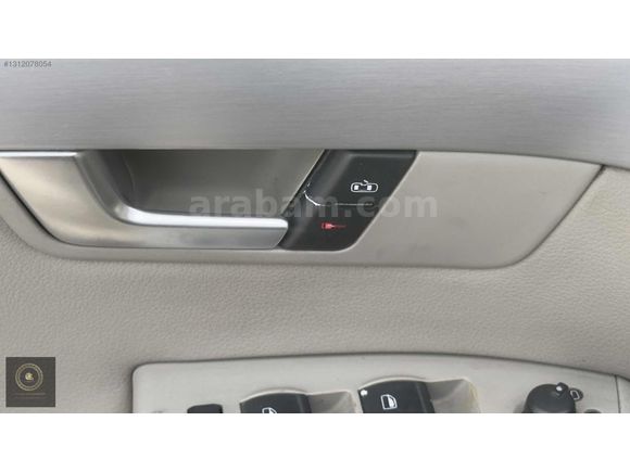 DÜŞÜK KM SINIF AUDİ A4 MÜKEMMEL KONDİSYONDA