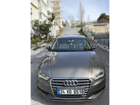 Audi A3 Sedan 1.6 TDI Ambiente 2015 Model İstanbul 192.000 km değişensiz /  Vize yeni