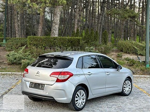 2012 MODEL DİZEL OTOMATİK 2 PARÇA BOYALI
