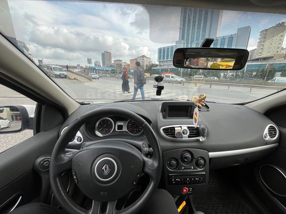 Sahibinden Renault Clio 1.5 dCi Tom Edition 2010 Model 
