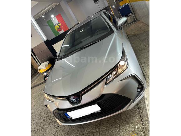 Sahibinden Toyota Corolla 1.8 Hybrid Dream 2024 Model 