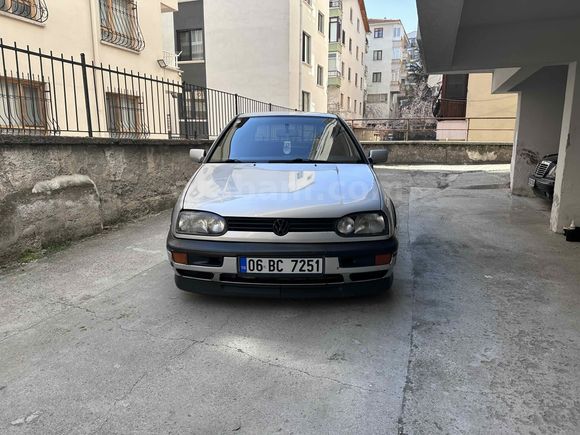 Sahibinden Volkswagen Golf 1.8 CL 1994 Model 