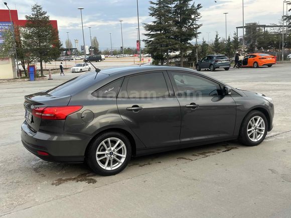 Sahibinden Ford Focus 1.6 Ti-VCT Trend X 2017 Model 