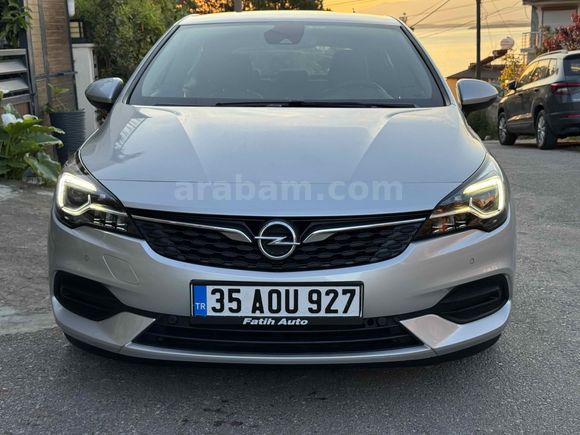 İLK ELDEN ALINMA HATASIZ BOYASIZ    YETKİLİ SERVİS  BAKIMLI FULL PAKET