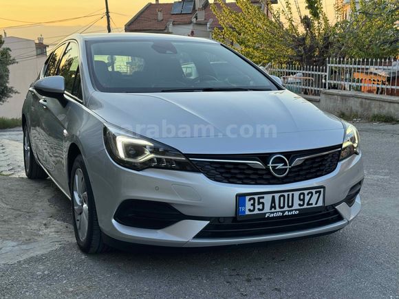 İLK ELDEN ALINMA HATASIZ BOYASIZ    YETKİLİ SERVİS  BAKIMLI FULL PAKET