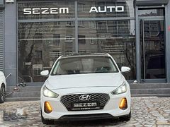 2017 İ30 1.6 CRDI ELİTE PLUS DCT CAM TAVAN 0.99 KREDİ