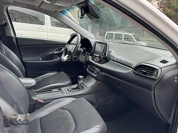 2017 İ30 1.6 CRDI ELİTE PLUS DCT CAM TAVAN 0.99 KREDİ
