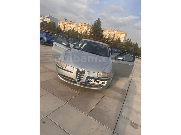 Sahibinden Alfa Romeo 147 1.6 TS Distinctive 2004 Model 