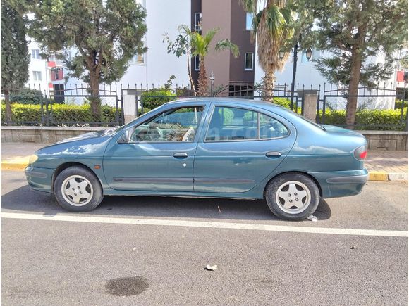 Sahibinden Renault Megane 2.0 RXT 1998 Model