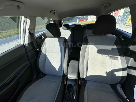 Sahibinden Hyundai i20 1.2 MPI Style 2015 
Model 