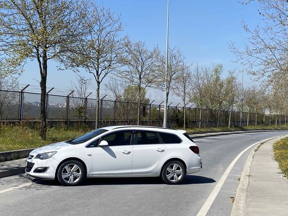 Sahibinden Opel Astra 1.6 CDTI Sport 2014 Model 