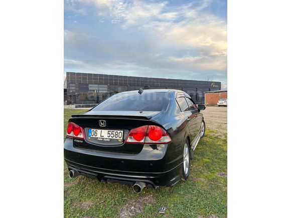 Honda Civic 1.6i VTEC Elegance Sunroof VSA 2007 Model