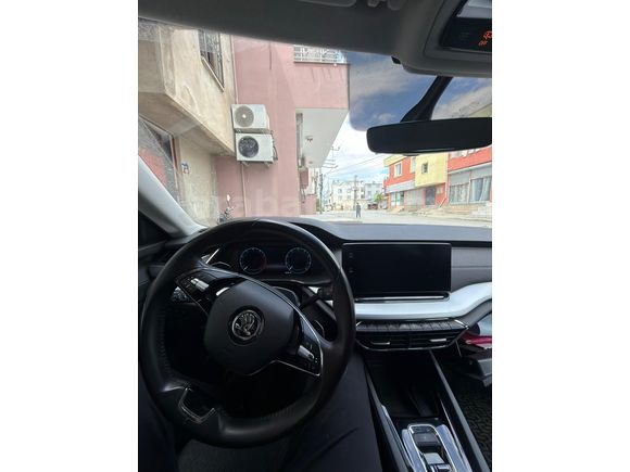 2021 Hatasız Boyasız Skoda Octavia 1.5 e-Tec Premium