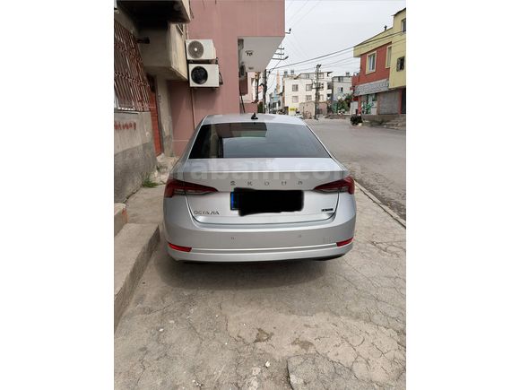 2021 Hatasız Boyasız Skoda Octavia 1.5 e-Tec Premium