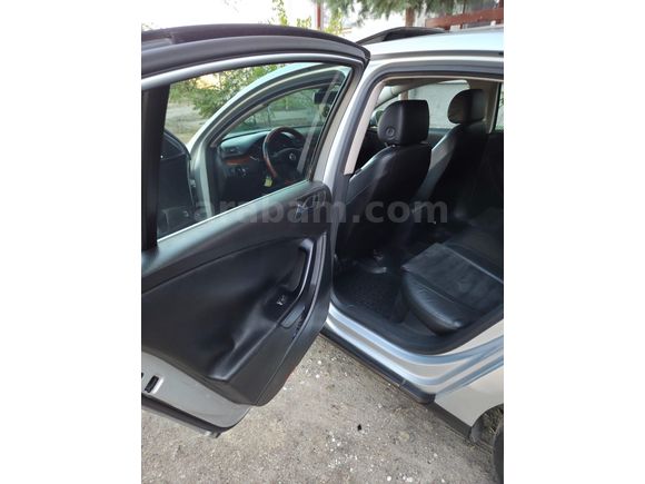 ACİLL Volkswagen Passat 2.0 FSi Highline 2005 Model