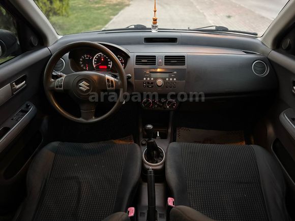Sahibinden Suzuki Swift 1.3 MT 2006 Model 