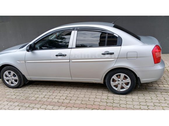 Sahibinden Hyundai Accent Era 1.4 Team 2010 Model