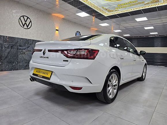 2016 MODEL 2017 TRAFİK ÇIKIŞLI HATASIZ BOYASIZ İCON FUL PAKET