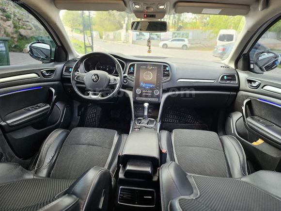CAM TAVAN MEGANE 4
