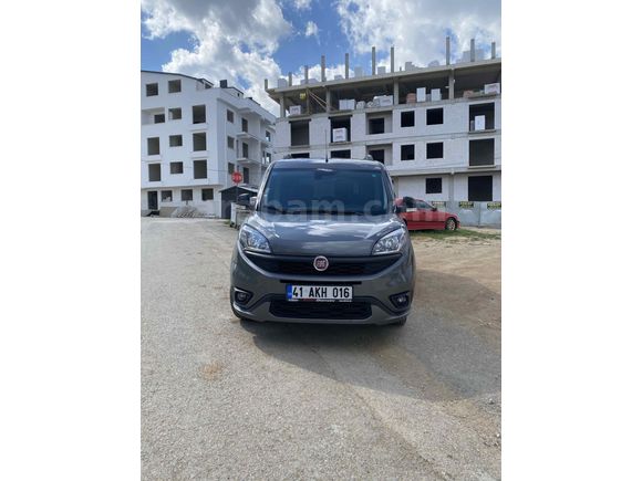 Sahibinden Fiat Doblo Combi 1.6 Multijet Trekking 2022 Model 