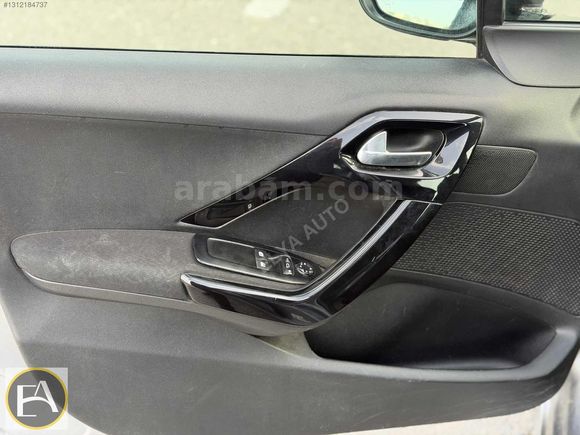 ELYA'DAN 2020 1.5BLUEHDi 100HP ACTiVE DYNAMiC MANUEL PEUGEOT 208