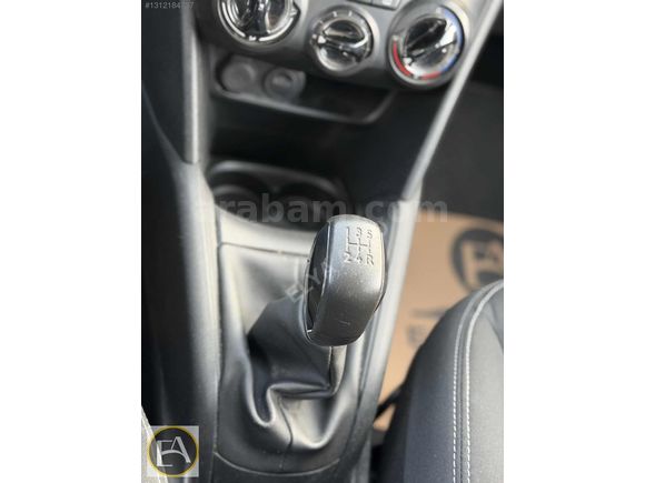 ELYA'DAN 2020 1.5BLUEHDi 100HP ACTiVE DYNAMiC MANUEL PEUGEOT 208