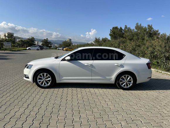 Sahibinden Skoda Octavia 1.6 TDI Style 2018 Model 