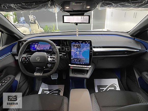 EGEBİR OTO/2025 MEGANE E-TECH/ALPİNE/TAM DOLU/YENİ KASA/MAT FÜME