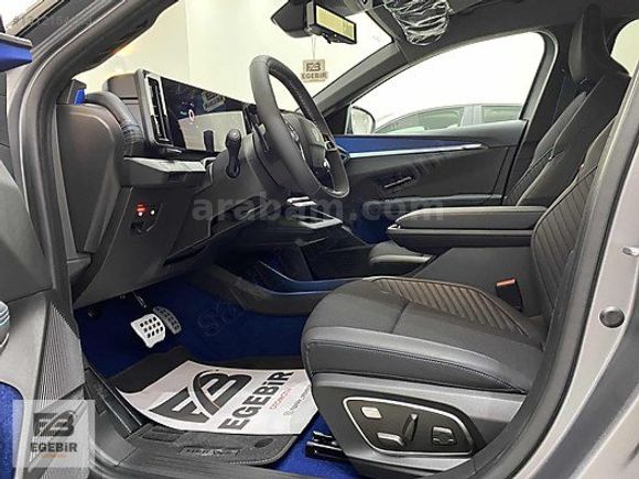 EGEBİR OTO/2025 MEGANE E-TECH/ALPİNE/TAM DOLU/YENİ KASA/MAT FÜME