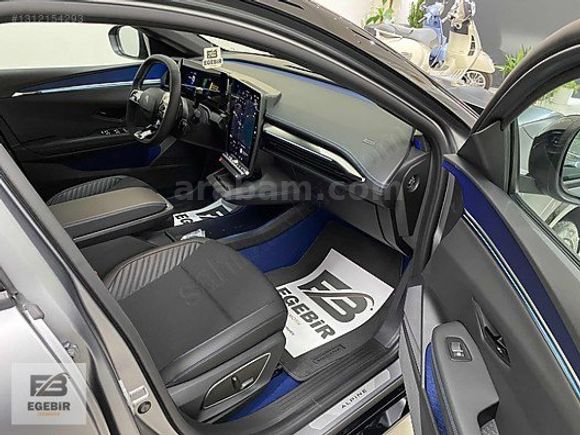 EGEBİR OTO/2025 MEGANE E-TECH/ALPİNE/TAM DOLU/YENİ KASA/MAT FÜME