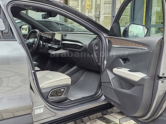 2025/4. AY ÇIKIŞLI RENAULT MEGANE E-TECH ICONIC HATASIZ