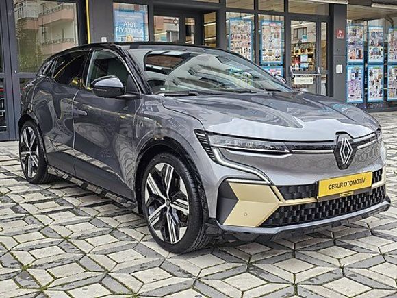 2025/4. AY ÇIKIŞLI RENAULT MEGANE E-TECH ICONIC HATASIZ