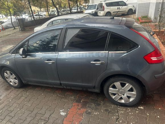 Sahibinden Citroen C4 1.6 SX 2005 Model  237.000 km Lacivert