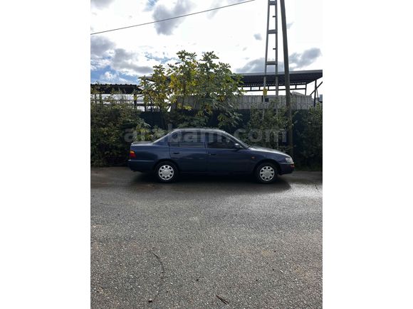 Acil ful orjinal 0 sorunku Toyota Corolla 1XE 1998 Model 