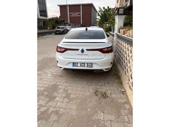 Sahibinden Renault Megane 1.3 TCe Joy 2021 Model 