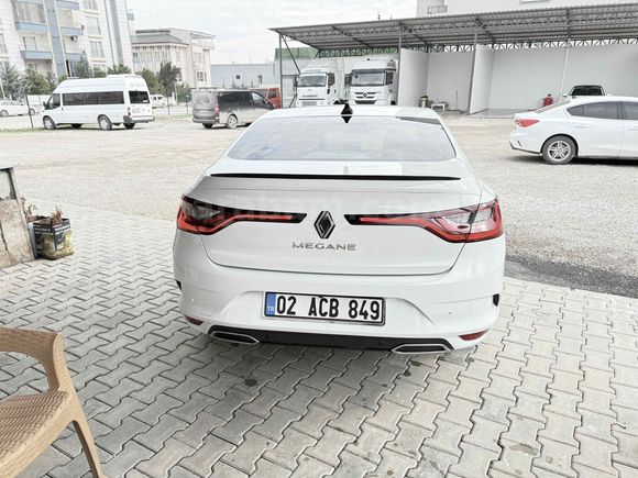 Sahibinden Renault Megane 1.3 TCe Joy 2021 Model 