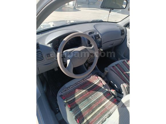 Sahibinden Hyundai Accent 1.3 LX 2000 Model