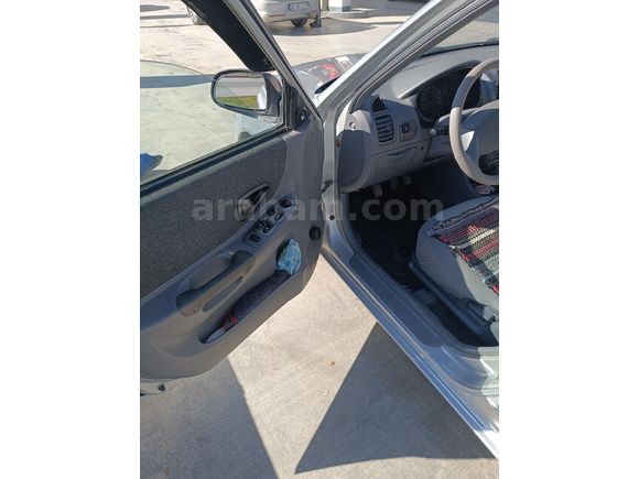 Sahibinden Hyundai Accent 1.3 LX 2000 Model