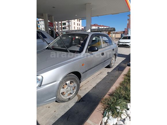 Sahibinden Hyundai Accent 1.3 LX 2000 Model