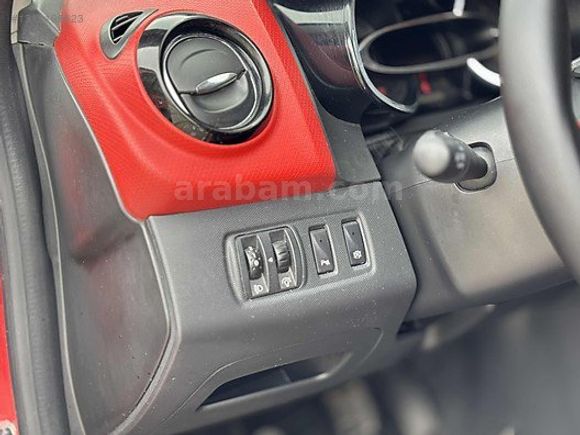 EG GARAJ'DAN CLIO 1.5DCI START&STOP İCON İÇ DIŞ KIRMIZI