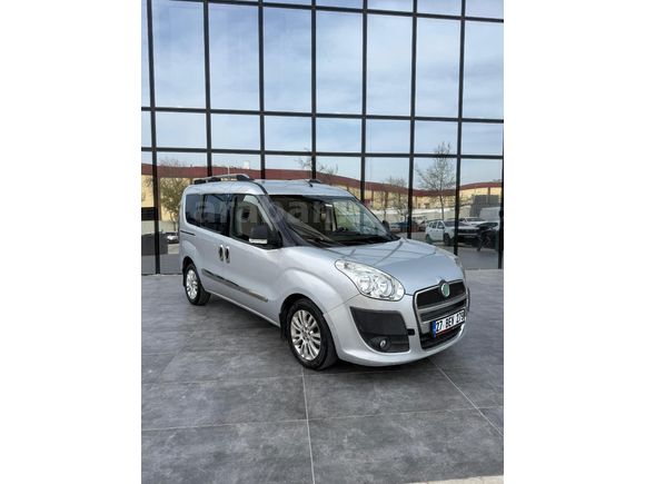 Sahibinden emsalsiz temizlikte hatasız boyasız ful paket Fiat Doblo Combi 1.6 6 ileri Multijet Elegance 2012 Model