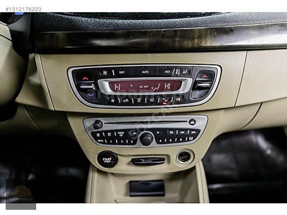SÖZCAR 'DAN OTOMATİK SUNROOFLU MEGANE 3